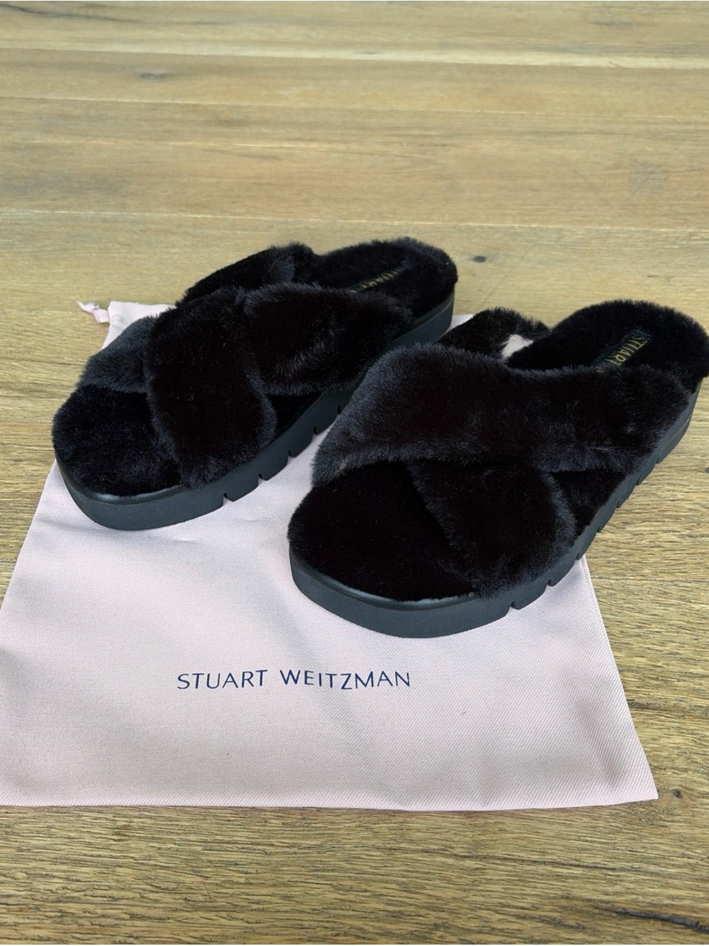 Size 8.5 W Stuart Weitzman Elodie X Chill Slides Faux Fur Criss Cross Sandals